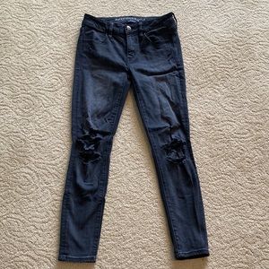 American Eagle Torn Black Denim - Jeggings size 4